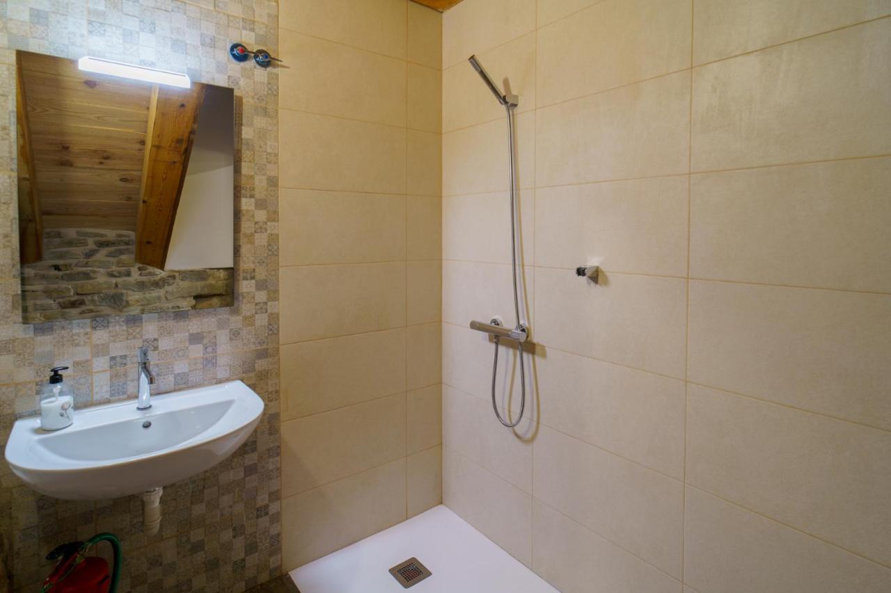 Casa Baramban Guest House Lasaosa Ngoại thất bức ảnh